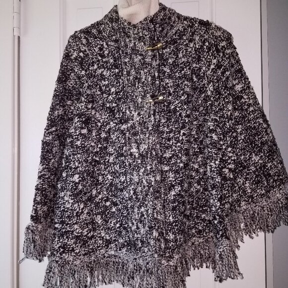 St. John Sport Two Button Knit Jacket - Picture 3 of 12